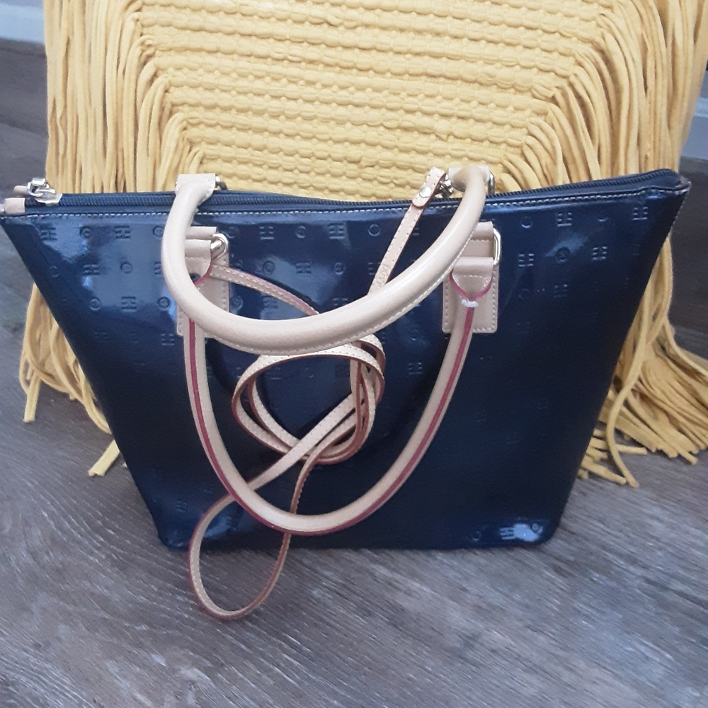 ARCADIA ITALIAN LEATHER SHOULDER BAG SATCHEL